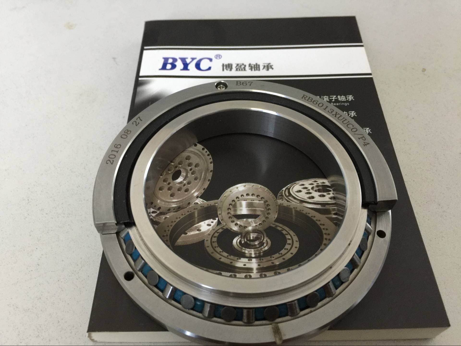 交叉滾子軸承安裝方式