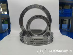 交叉滾子軸承使用注意事項