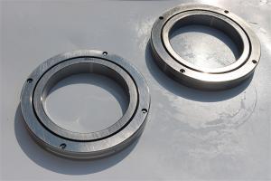 軸承的顛覆力矩是什么跟調(diào)心性能一樣嗎